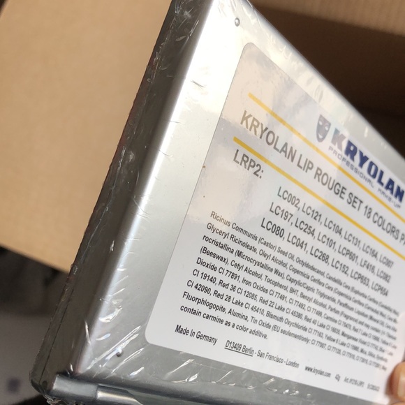 Kryolan 18 color lip palette LRP2 - new/sealed - Picture 7 of 7